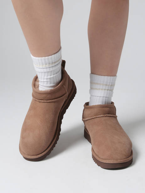 Boots Classic Ultra Mini In Leather Ugg Brown accessoires 1116109 other view 1