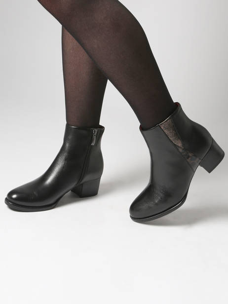 Heeled Boots In Leather Tamaris Black accessoires 45 other view 1